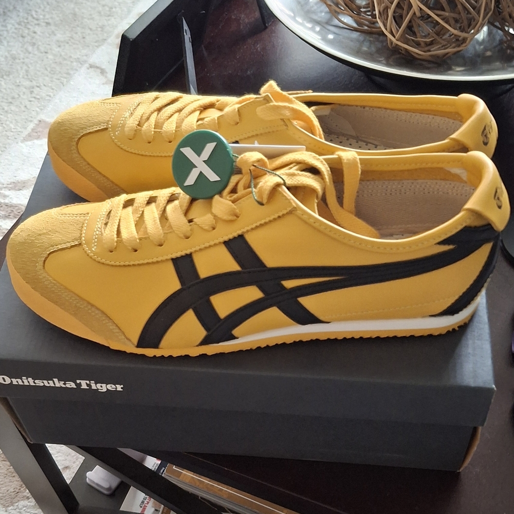 Onitsuka Tiger Mexico 66 by Asics Yellow & Black Sneakers Classic Low-Top Design